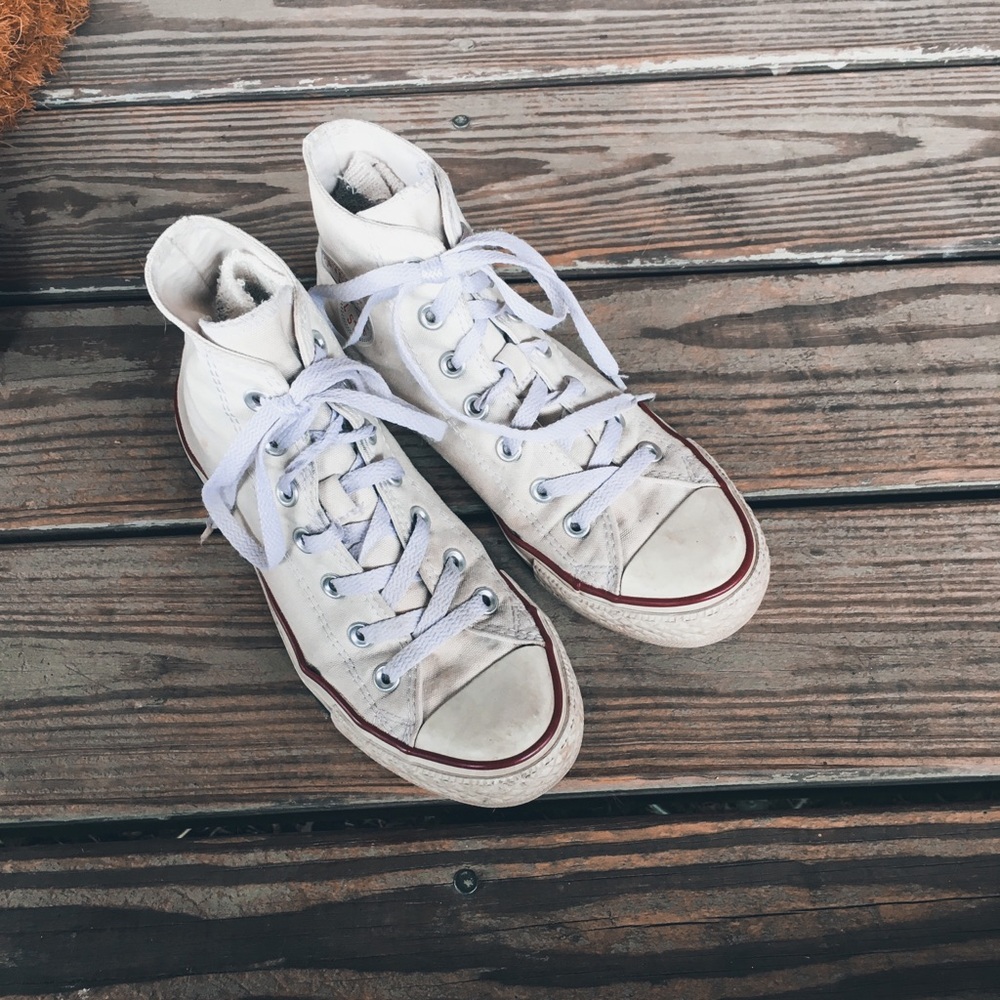 CONVERSE White Hightop
